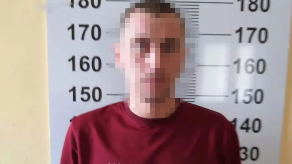 На Хмельниччині шахрая, який ошукав матір загиблого військового, засудили до понад 5 років ув’язнення