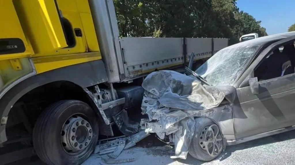 Смертельна аварія на Хмельниччині: загинула 46-річна пасажирка легковика