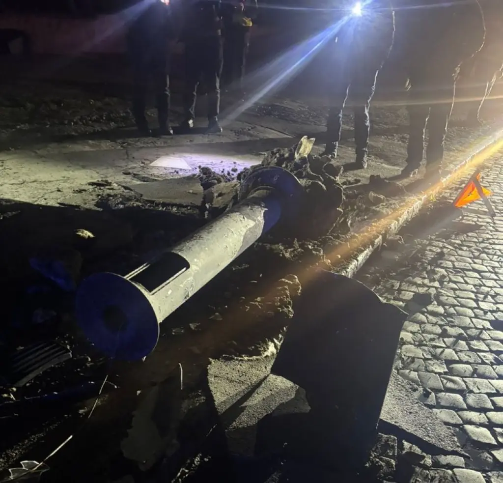 Дві ДТП на Хмельниччині: травмована пасажирка та п’яна водійка, яка врізалася в стовп