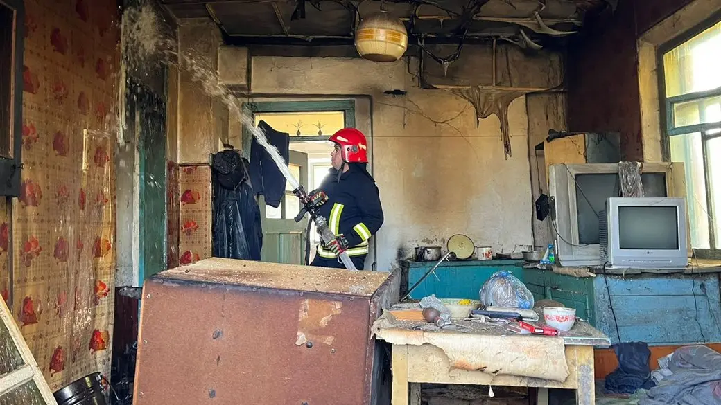 На Хмельниччині під час пожежі у приватному будинку загинув чоловік