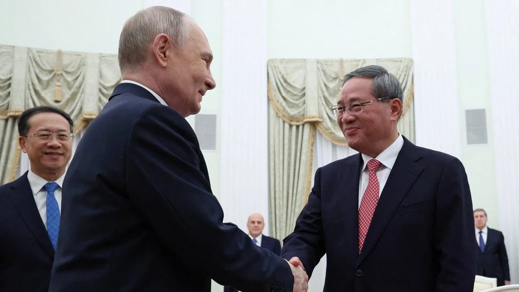 Прем’єр Китаю на зустрічі з Путіним підтвердив незмінність курсу на співпрацю