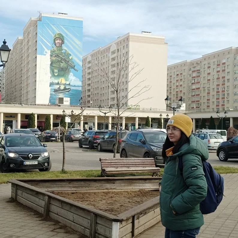 У Хмельницькому завершується створення муралу на честь захисника Олексія Яніна