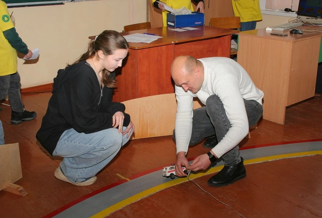 Юні техніки зі Славути вибороли перемогу на обласних перегонах автомоделей