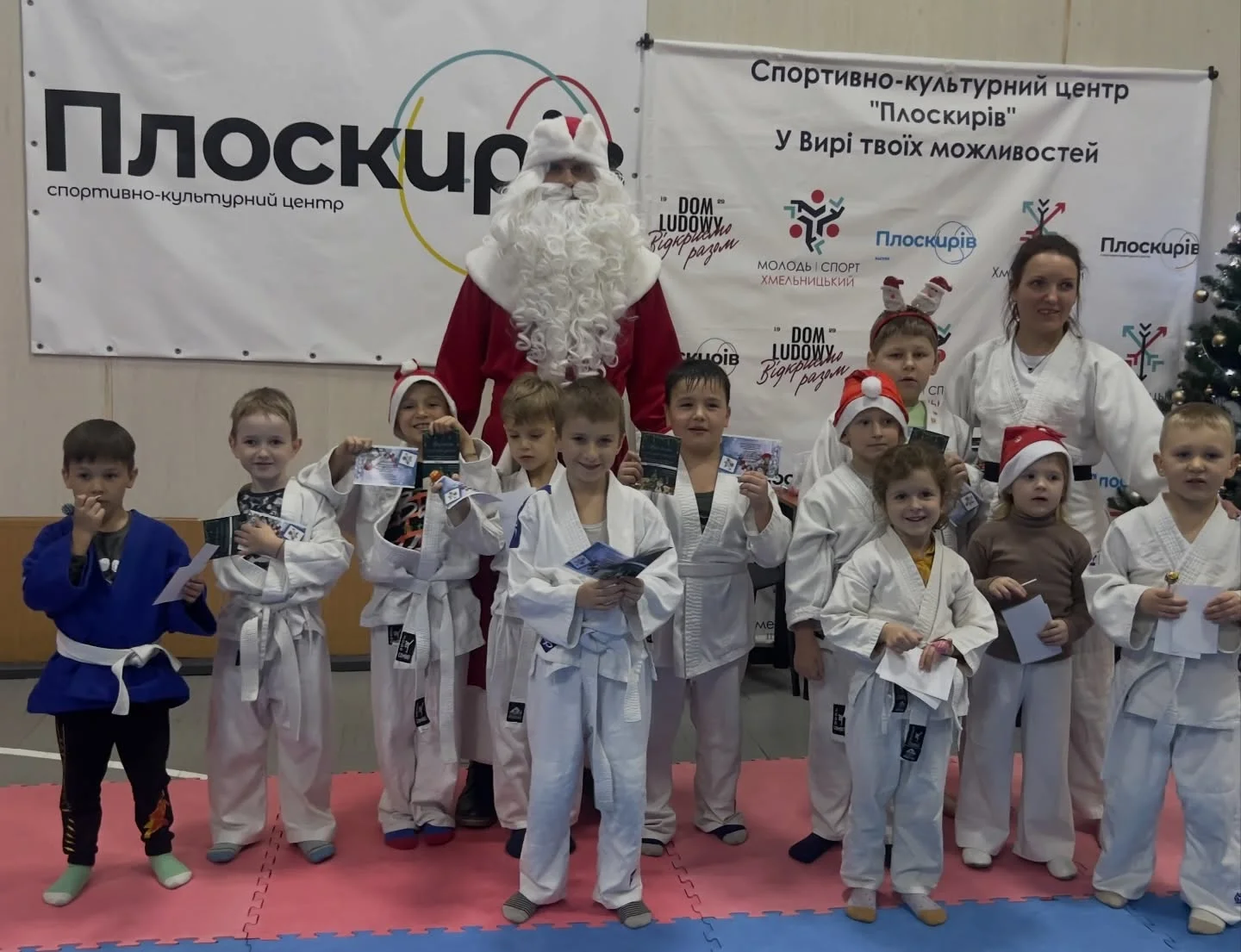 Юні дзюдоїсти Хмельницького святкували День ЗСУ та Миколая на спортивній хвилі