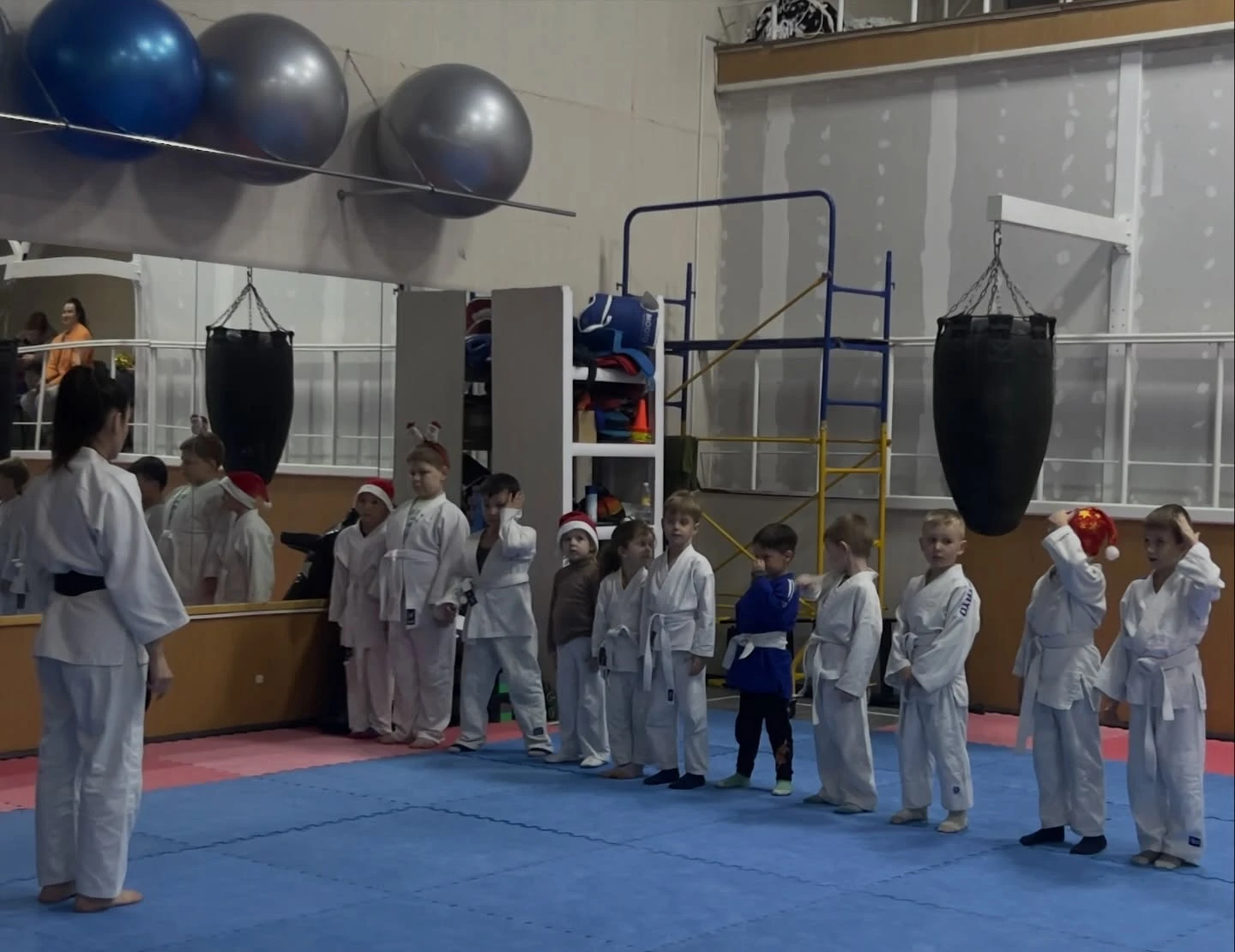 Юні дзюдоїсти Хмельницького святкували День ЗСУ та Миколая на спортивній хвилі