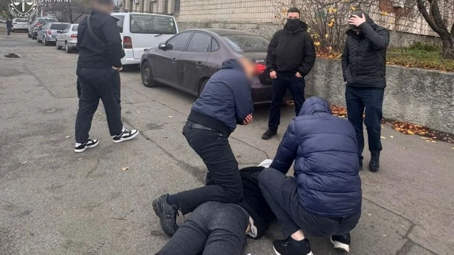 У Києві викрили агентів РФ, які збирали дані про стратегічні об’єкти столиці