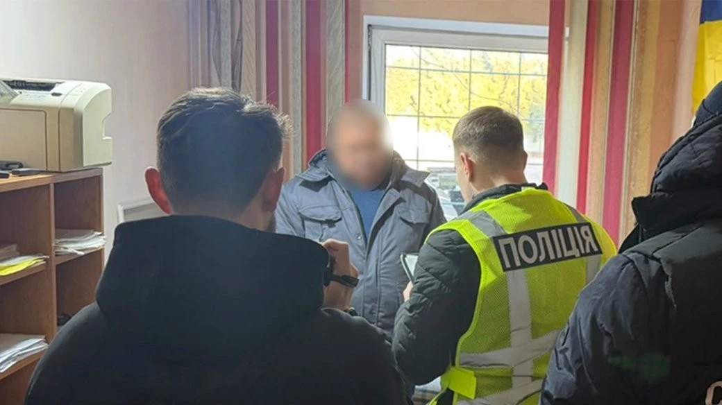 На Хмельниччині поліція розслідує розтрату 2,4 млн грн під час ремонту ліцейного харчоблока