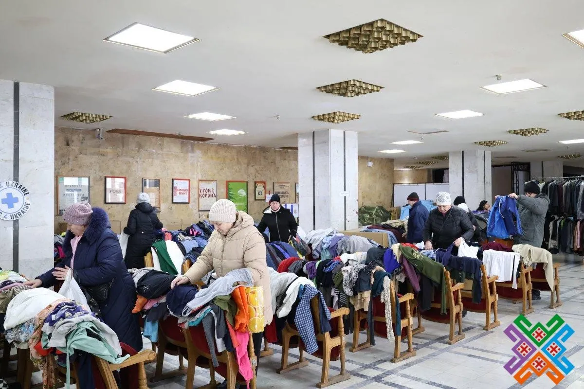 Хмельниччина продовжує підтримку ВПО через гуманітарний центр