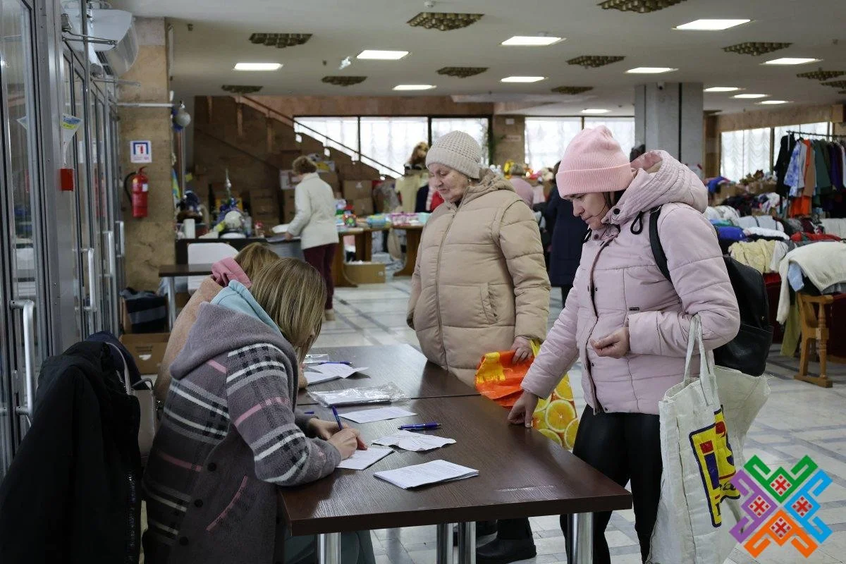 Хмельниччина продовжує підтримку ВПО через гуманітарний центр