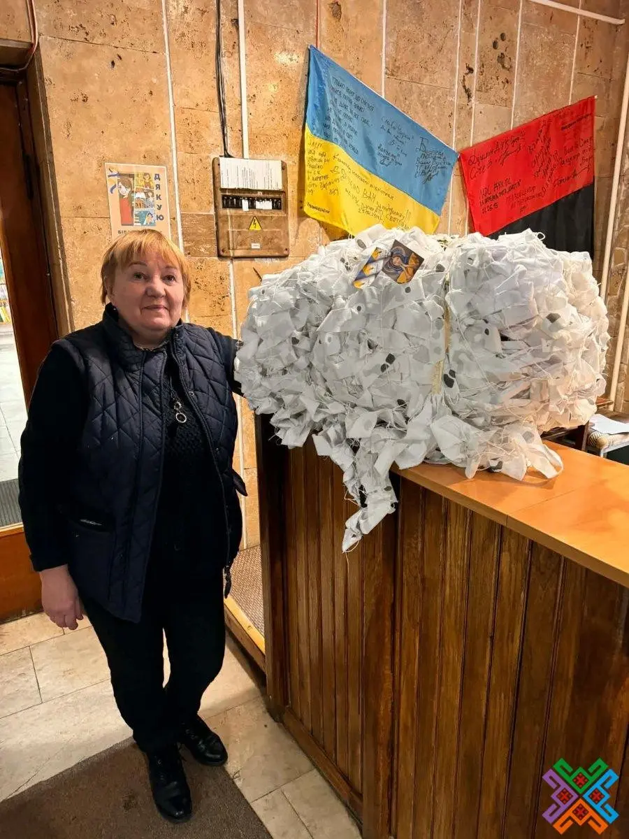 Хмельницька обласна бібліотека підтримує військових волонтерськими ініціативами