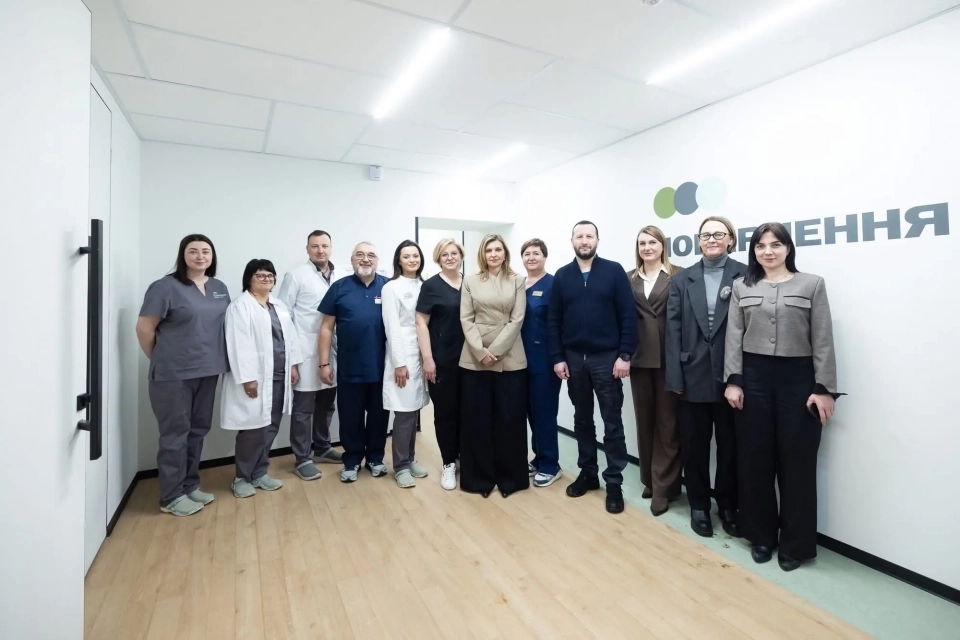 Робоча поїздка Олени Зеленської на Хмельниччину: акцент на підтримці та відновленні