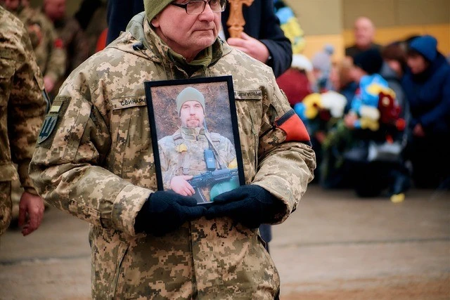 Хмельниччина попрощалася з трьома воїнами, які віддали життя за Україну