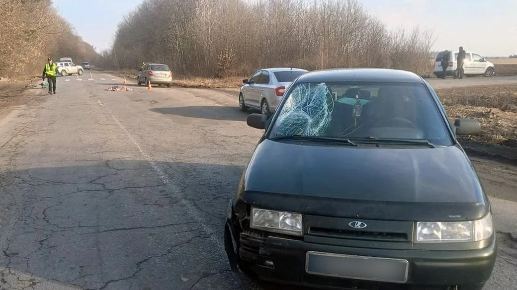 Смертельна аварія біля Іванівки: на трасі загинула велосипедистка