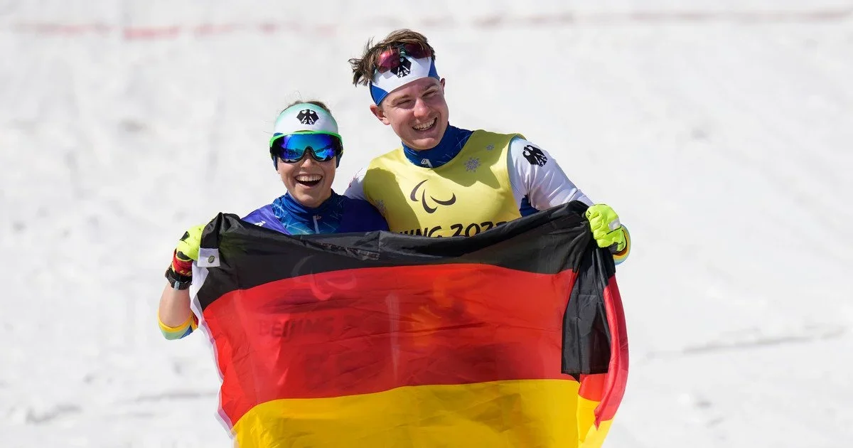 Німецька паралімпійка демонстративно дистанціювалася від росіянки під час нагородження на Іграх-2026