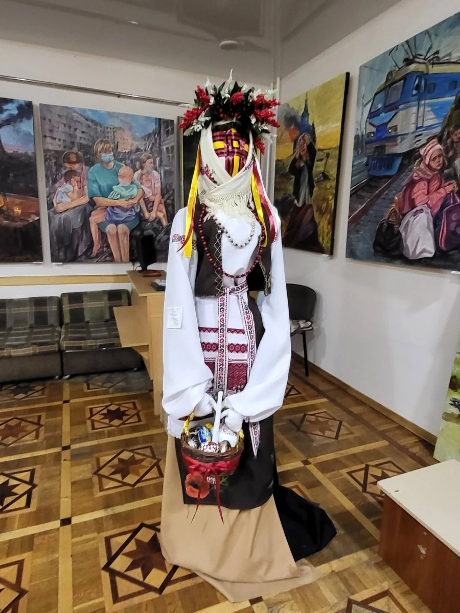 У Хмельницькому молодь презентувала авторське бачення Великодня