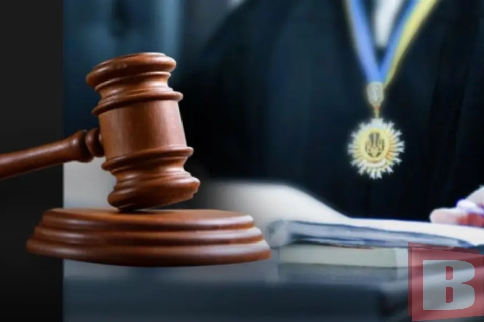 Відповідальність за злочин персоналу: суд стягнув з держбанку привласнені вклади клієнта