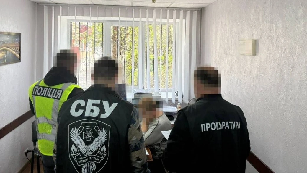 Махінації з оселею для переселенців: кількість підозрюваних на Хмельниччині зросла до семи осіб