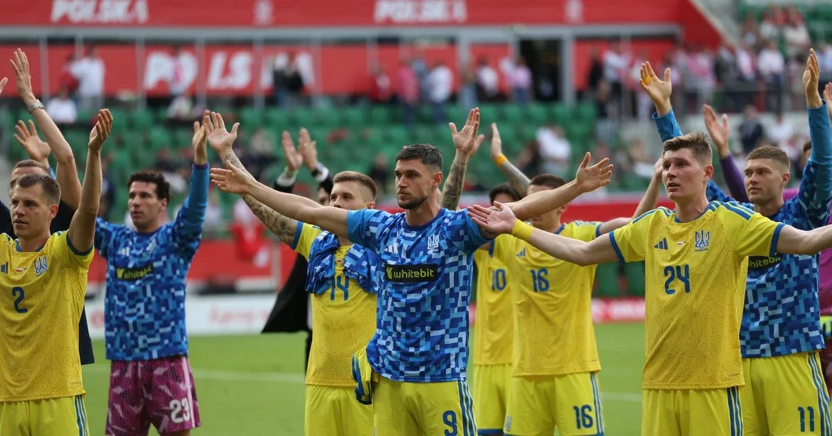 Стабільність синьо-жовтих та новий лідер світу: ФІФА оприлюднила свіжий табель про ранги