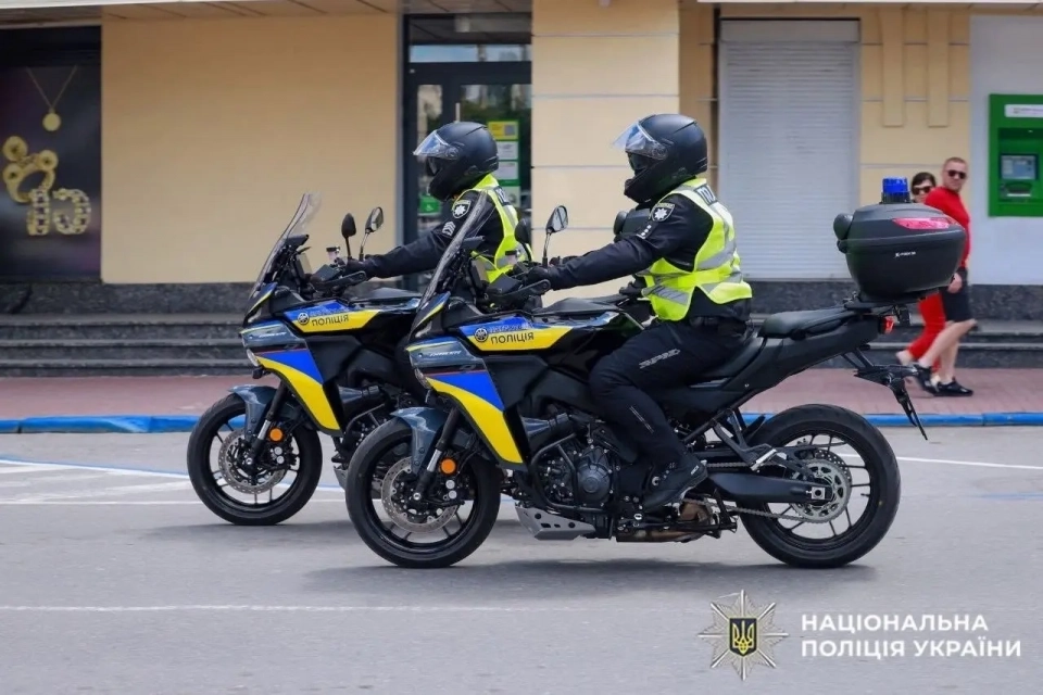 Двоколісна варта: на вулиці Хмельницького вперше виїхав мобільний мотопатруль