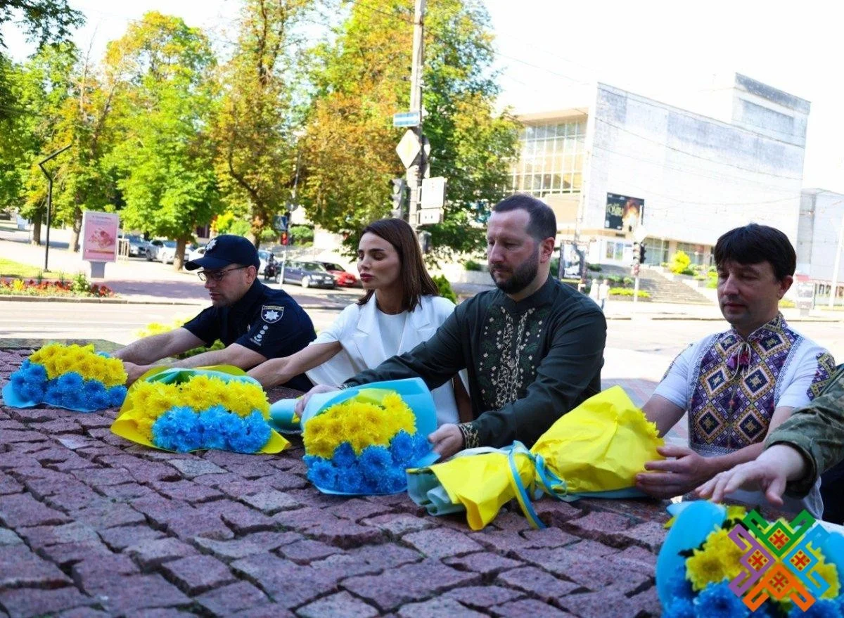 Річниця Основного Закону: у Хмельницькому вшанували пам’ять борців за свободу