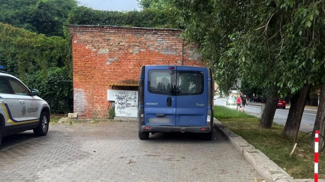 Трагічні ДТП на Хмельниччині: один пішохід загинув, інший — у реанімації
