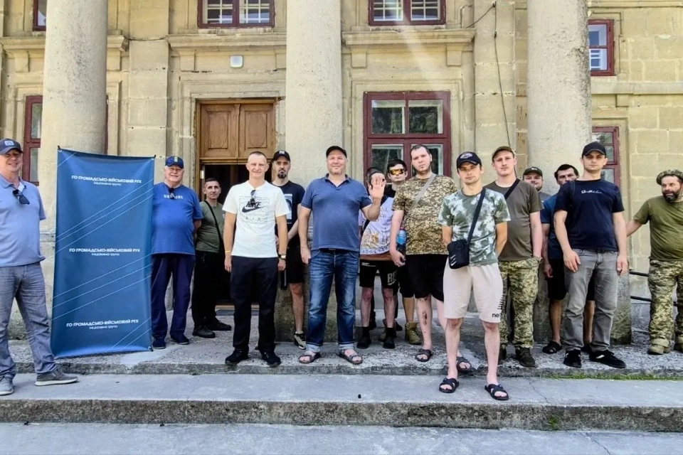 Терапія природою та тваринами: як на Хмельниччині організували психологічний релакс для поранених воїнів
